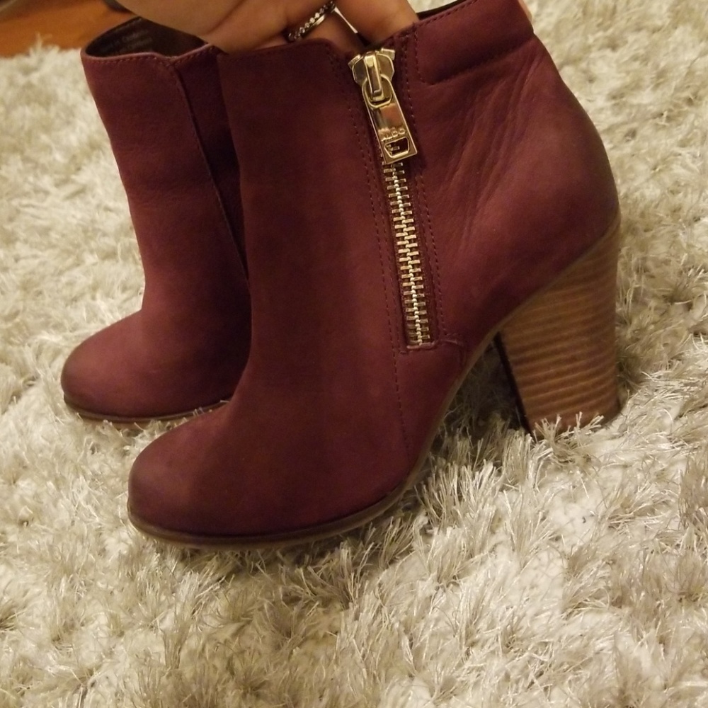 Aldo burgundy bootie